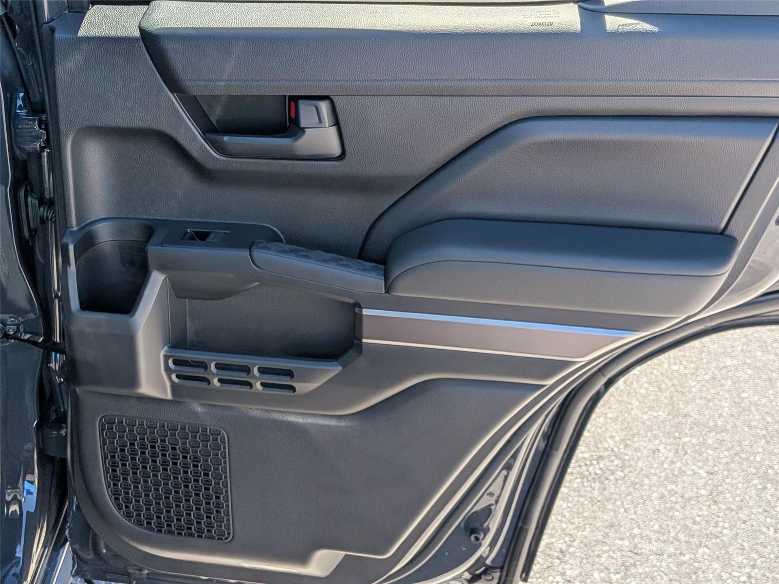 2025 Toyota 4Runner SR5 photo 29