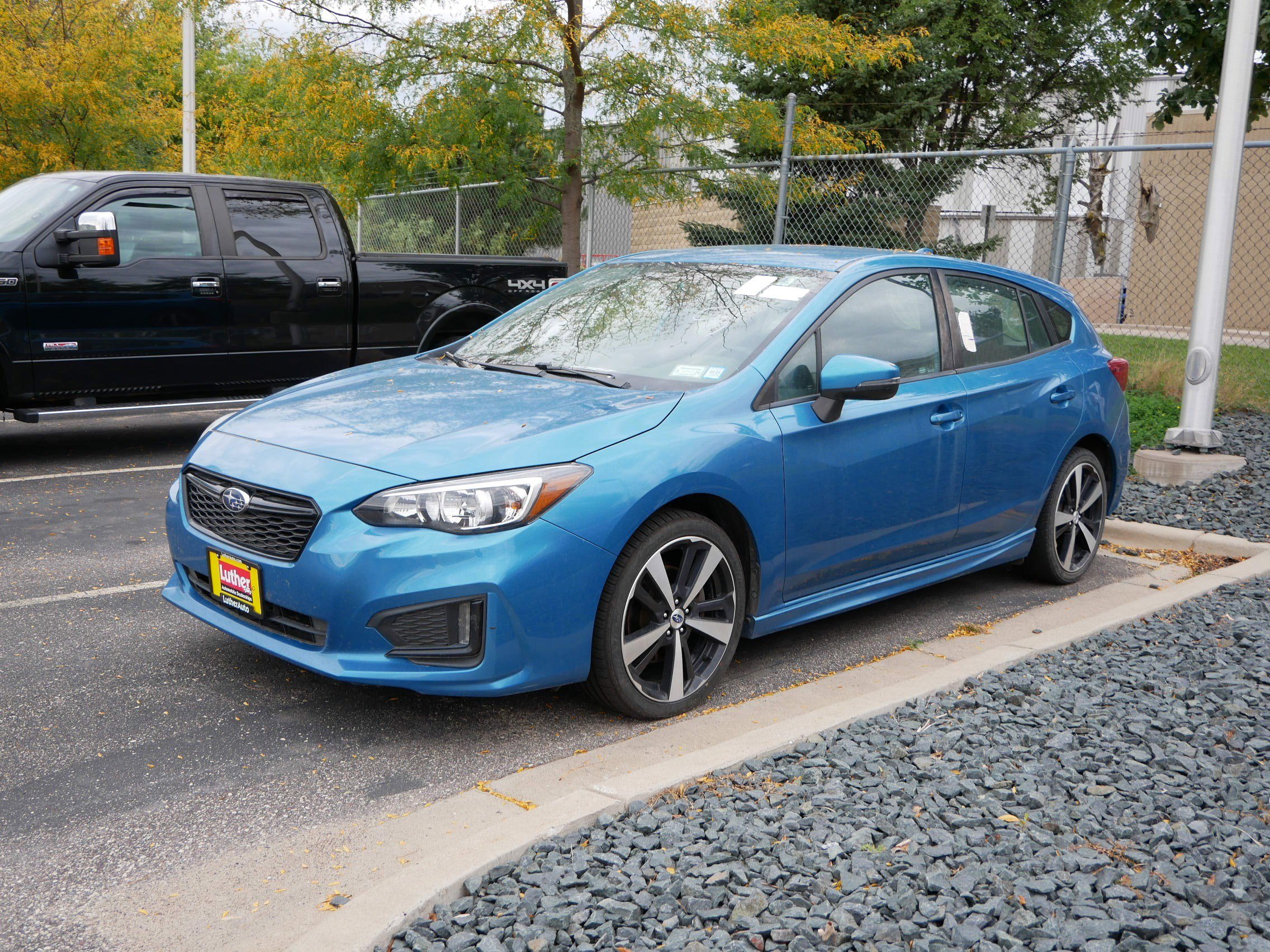 2017 Subaru Impreza Sport photo 2