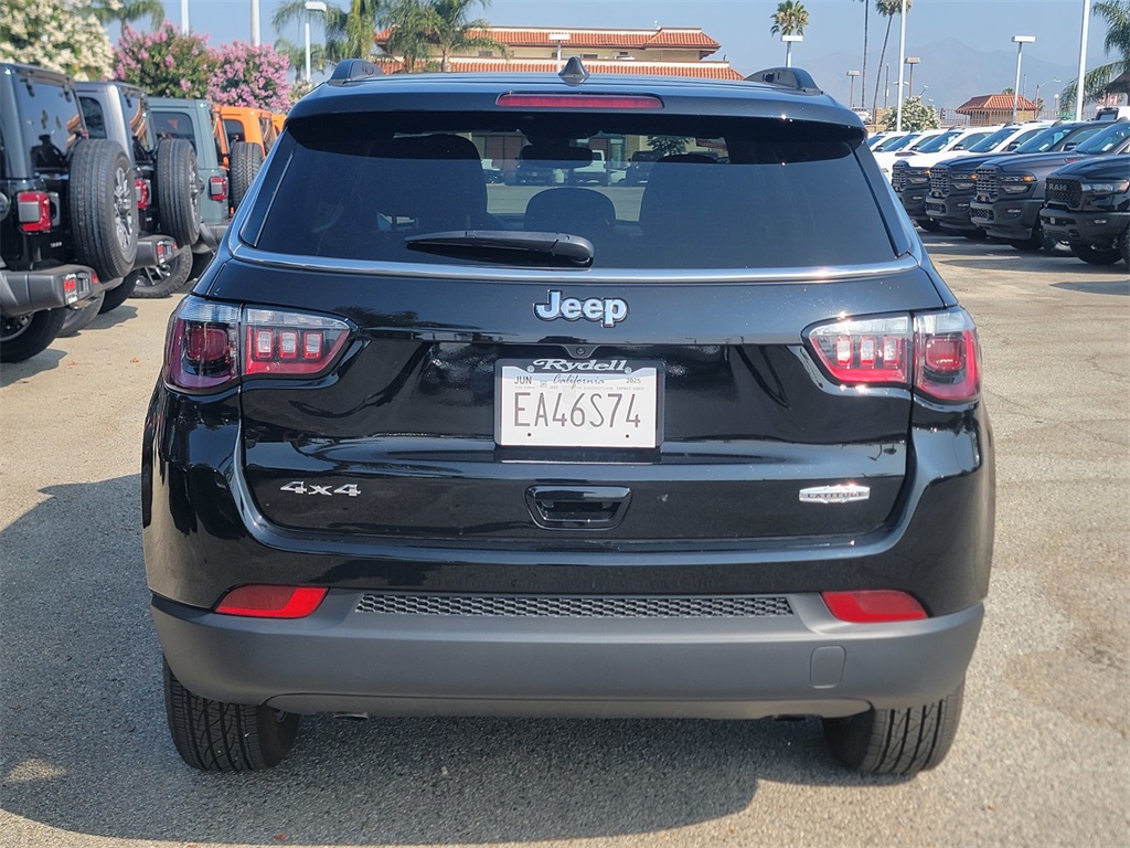 2025 Jeep Compass Latitude photo 4