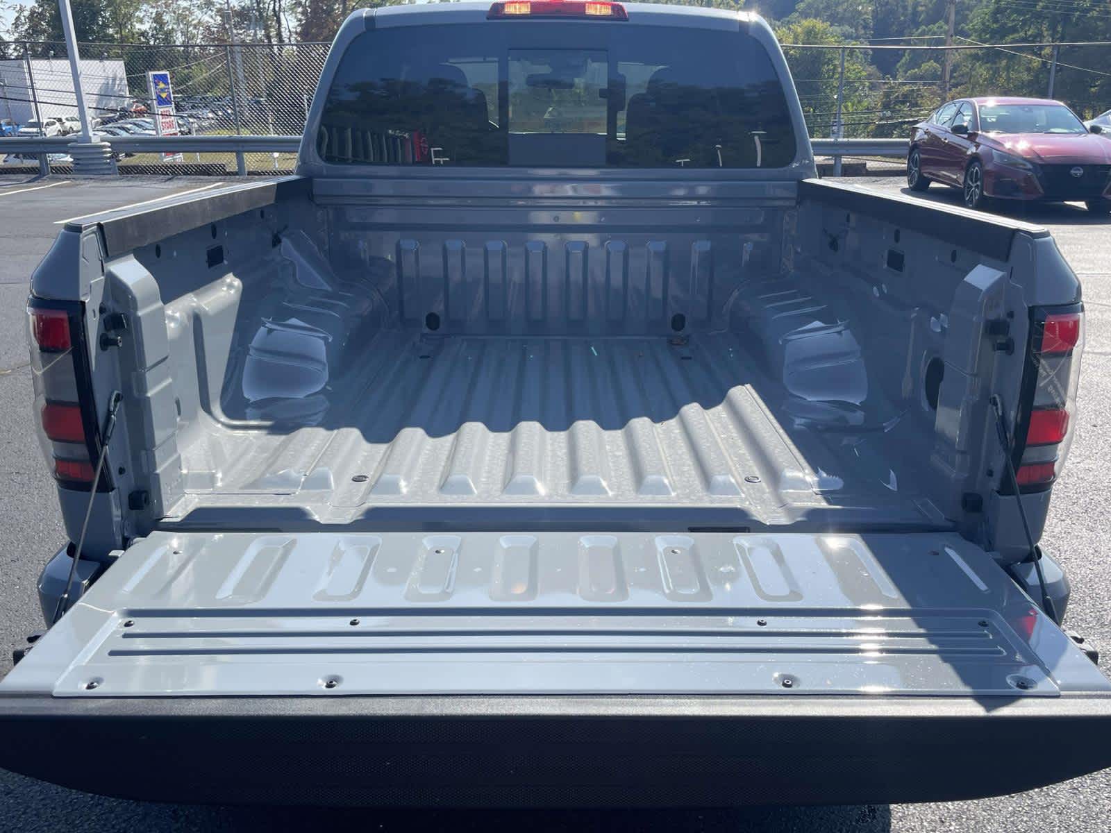 2026 Nissan Frontier SV photo 16
