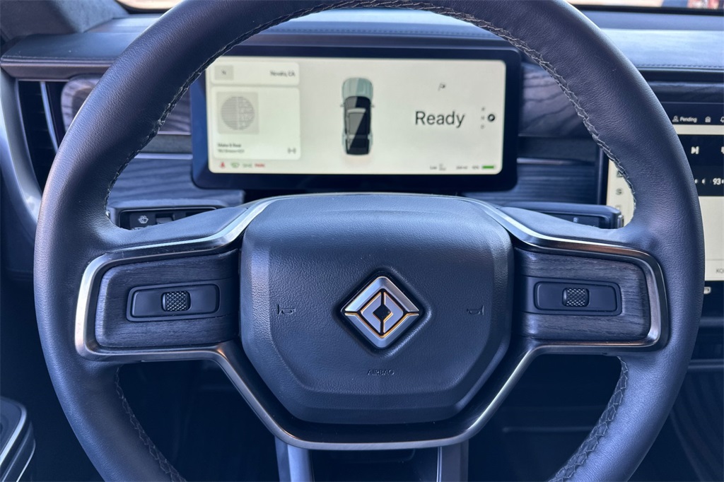 2023 Rivian R1S Adventure photo 21