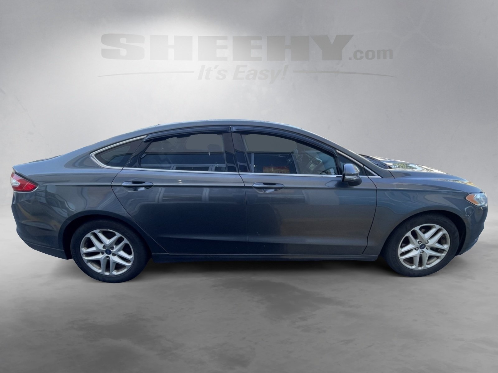 2015 Ford Fusion SE photo 6