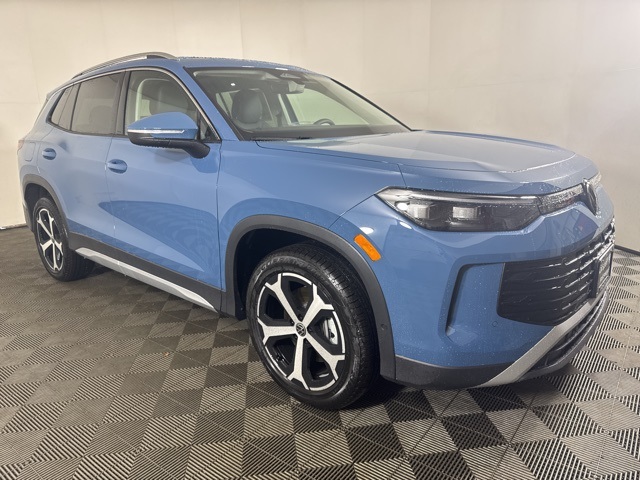 2026 Volkswagen Tiguan SE's photo