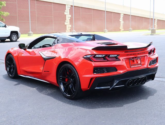 2025 Chevrolet Corvette Z06 3LZ photo 6
