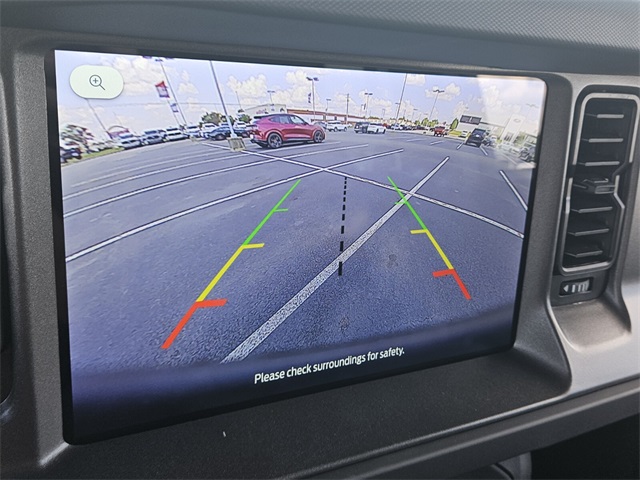 2025 Ford Bronco Base photo 18