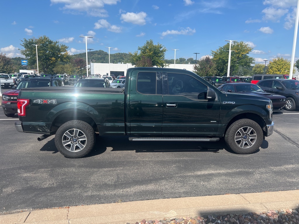 2015 Ford F-150 XLT photo 4