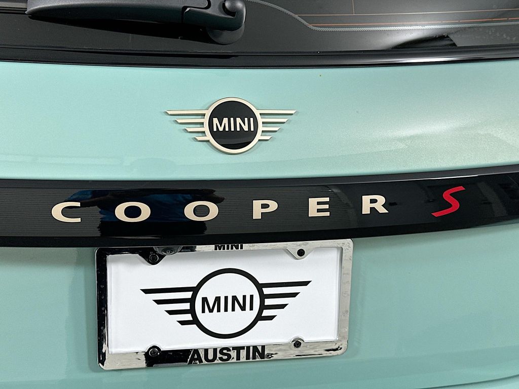 2025 Mini Cooper 2 Door Hardtop Iconic photo 20