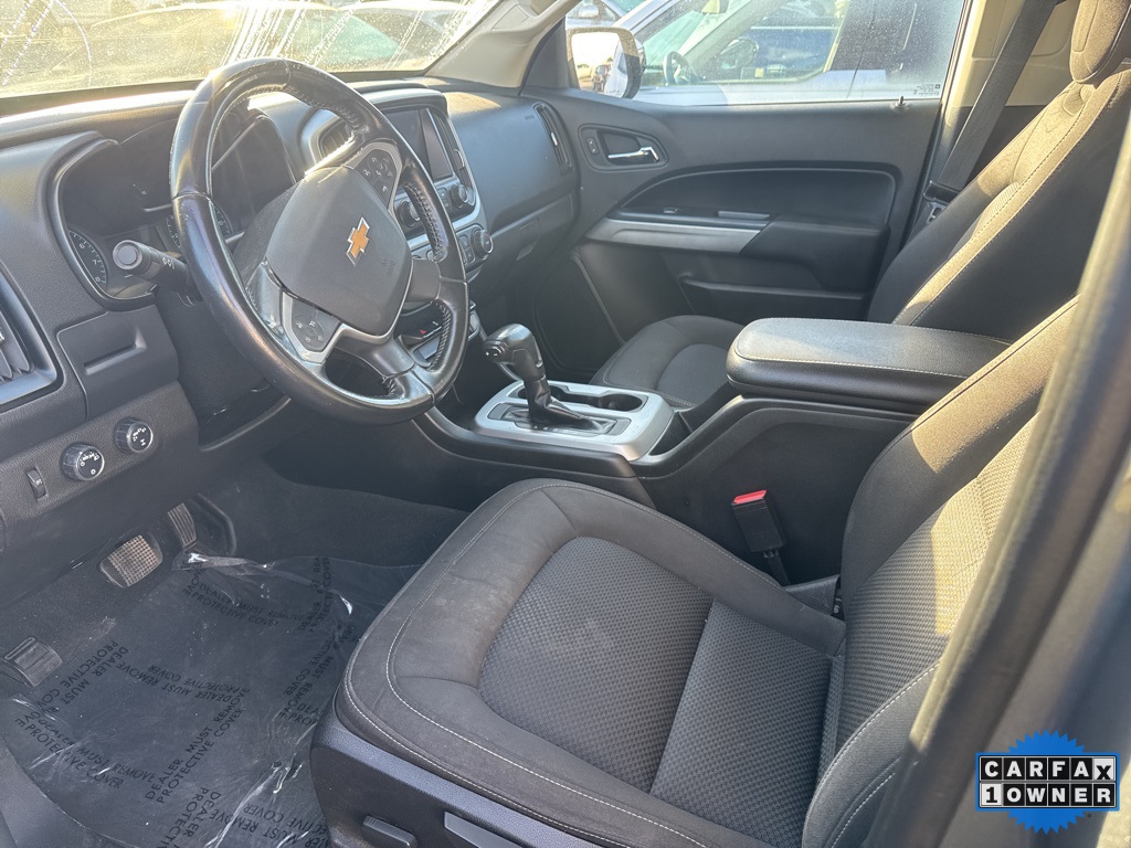 2021 Chevrolet Colorado LT photo 3
