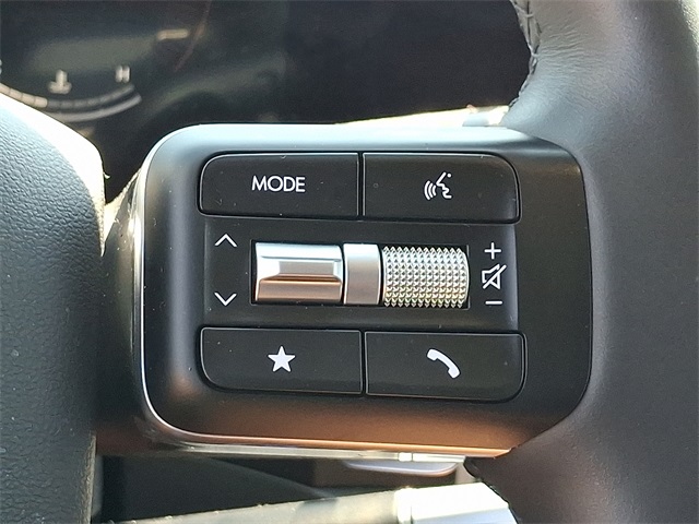 2025 Hyundai Santa Fe SEL photo 18