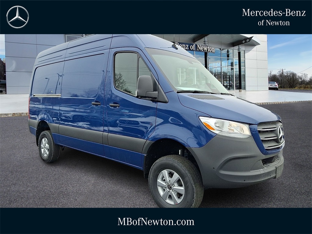 2026 Mercedes-Benz Sprinter Cargo Van Base's photo