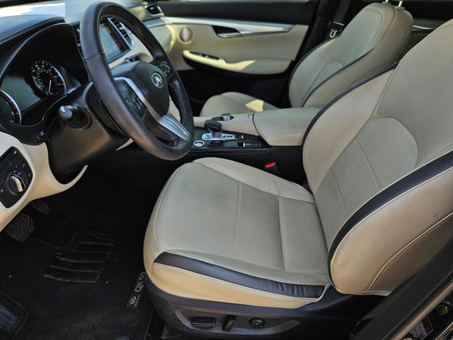 2022 Infiniti QX50 Essential photo 17