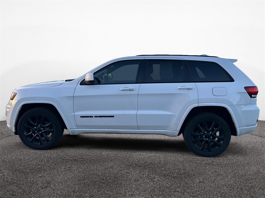 2018 Jeep Grand Cherokee Altitude photo 2