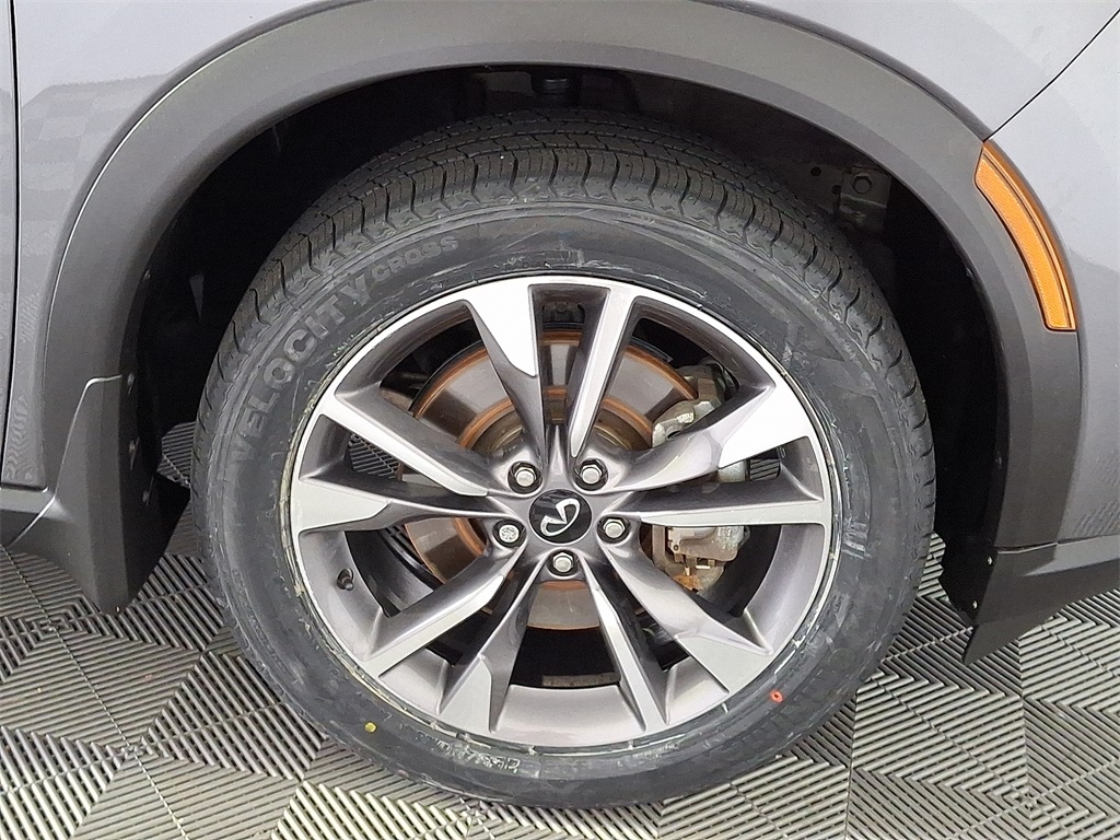 2023 Infiniti QX60 Luxe photo 7