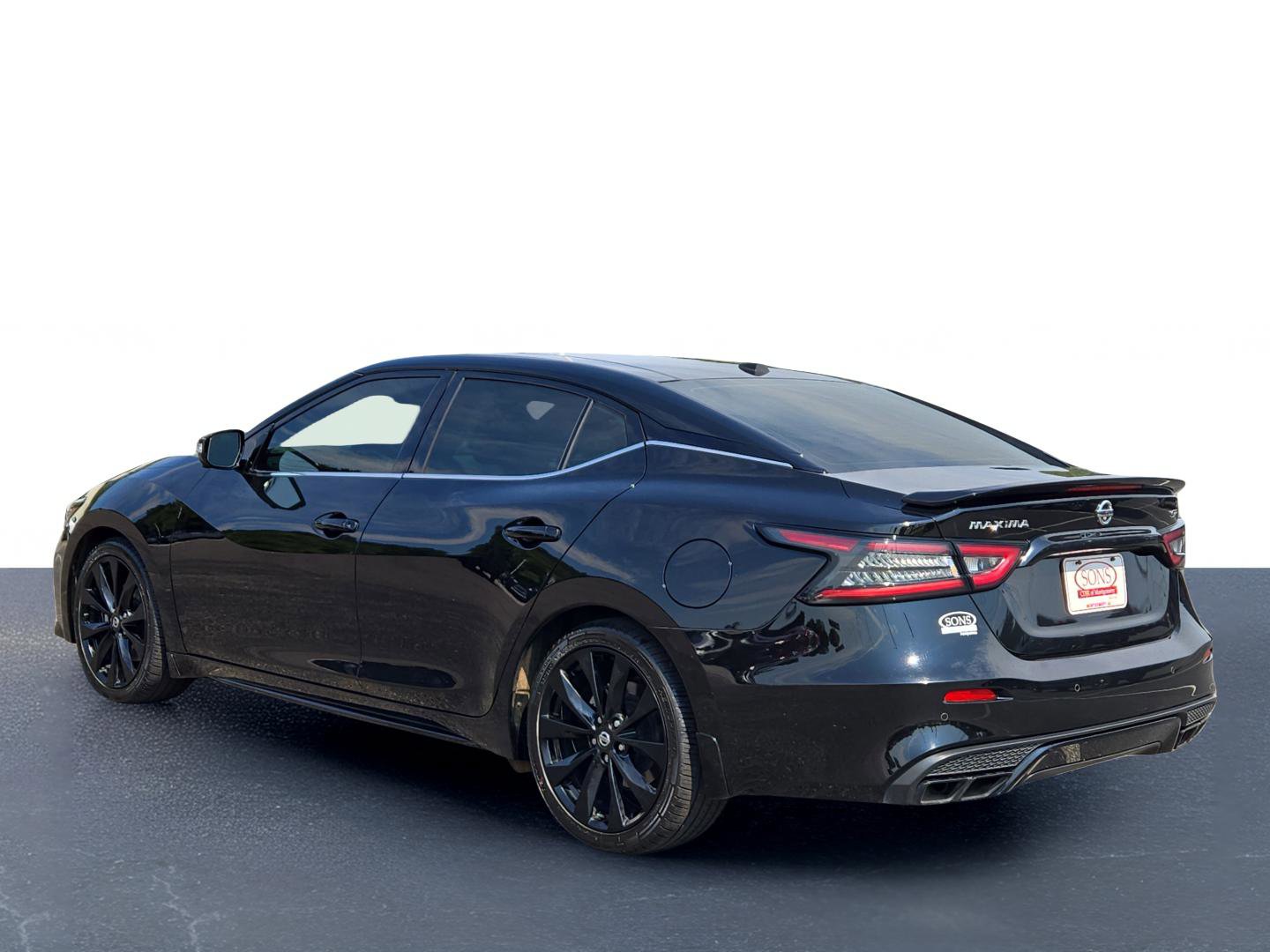 2022 Nissan Maxima SR photo 9