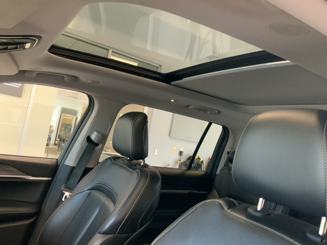 2022 Jeep Grand Cherokee Limited photo 2