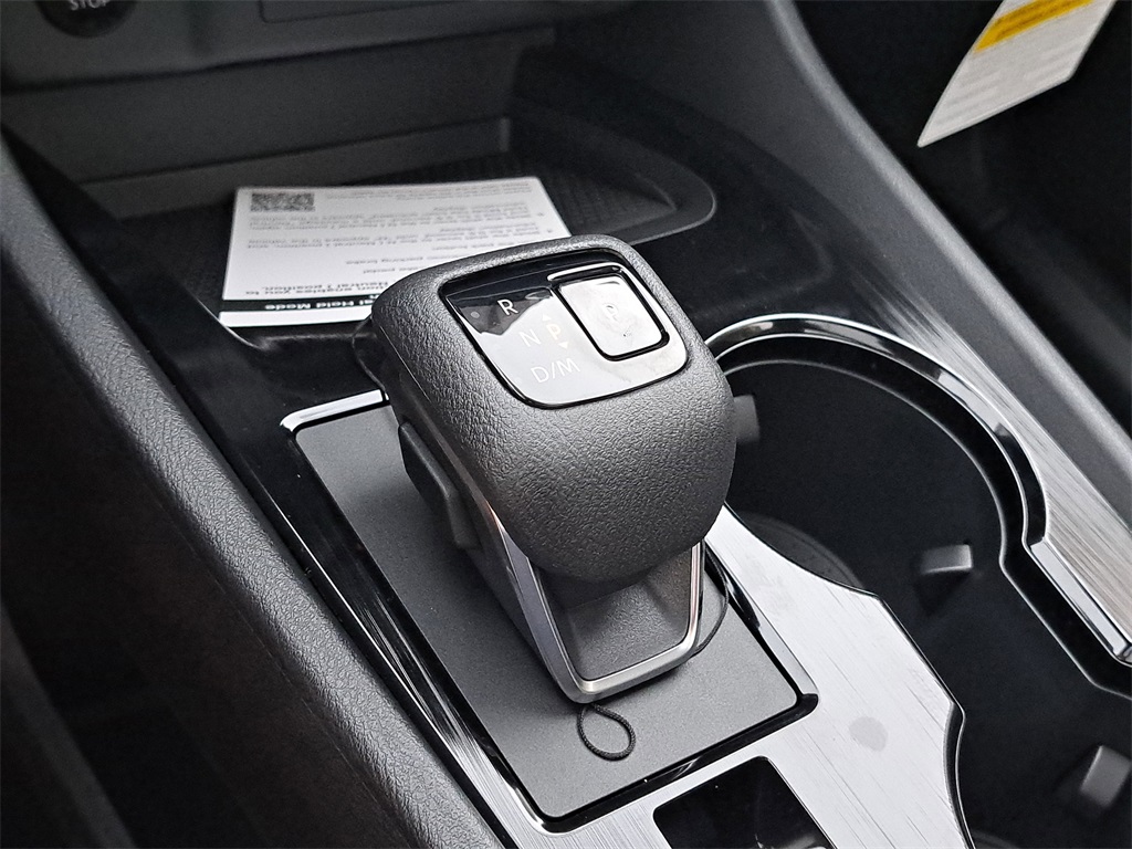 2026 Nissan Rogue SV photo 28