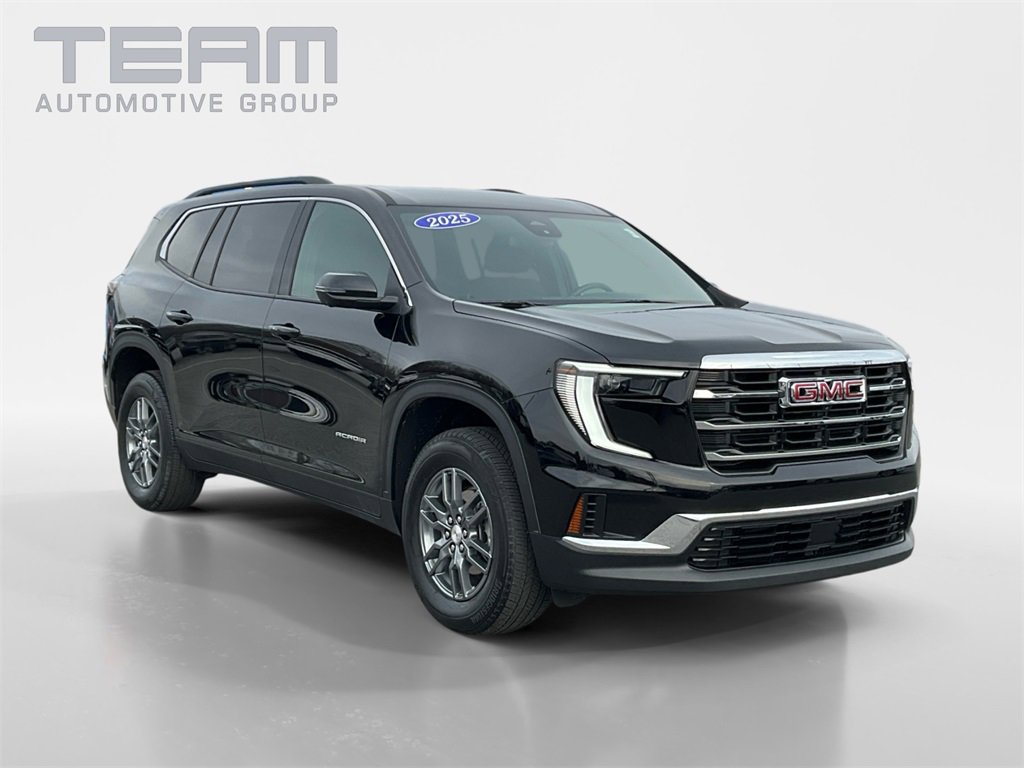 2025 GMC Acadia Elevation's photo