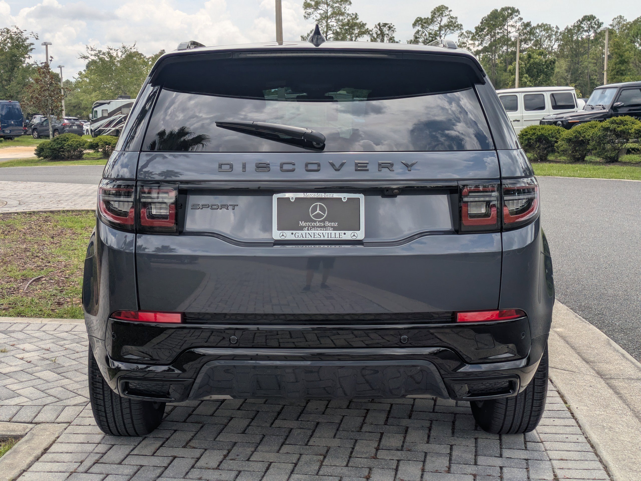 2024 Land Rover Discovery Sport Dynamic SE photo 8