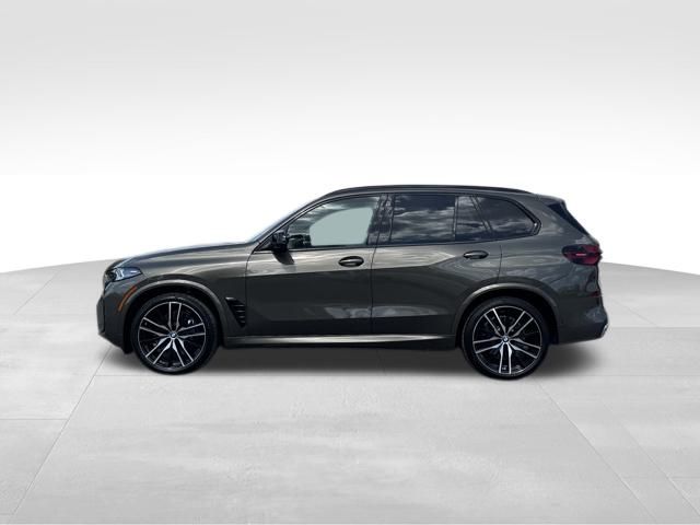 2025 Bmw X5 M60i photo 2