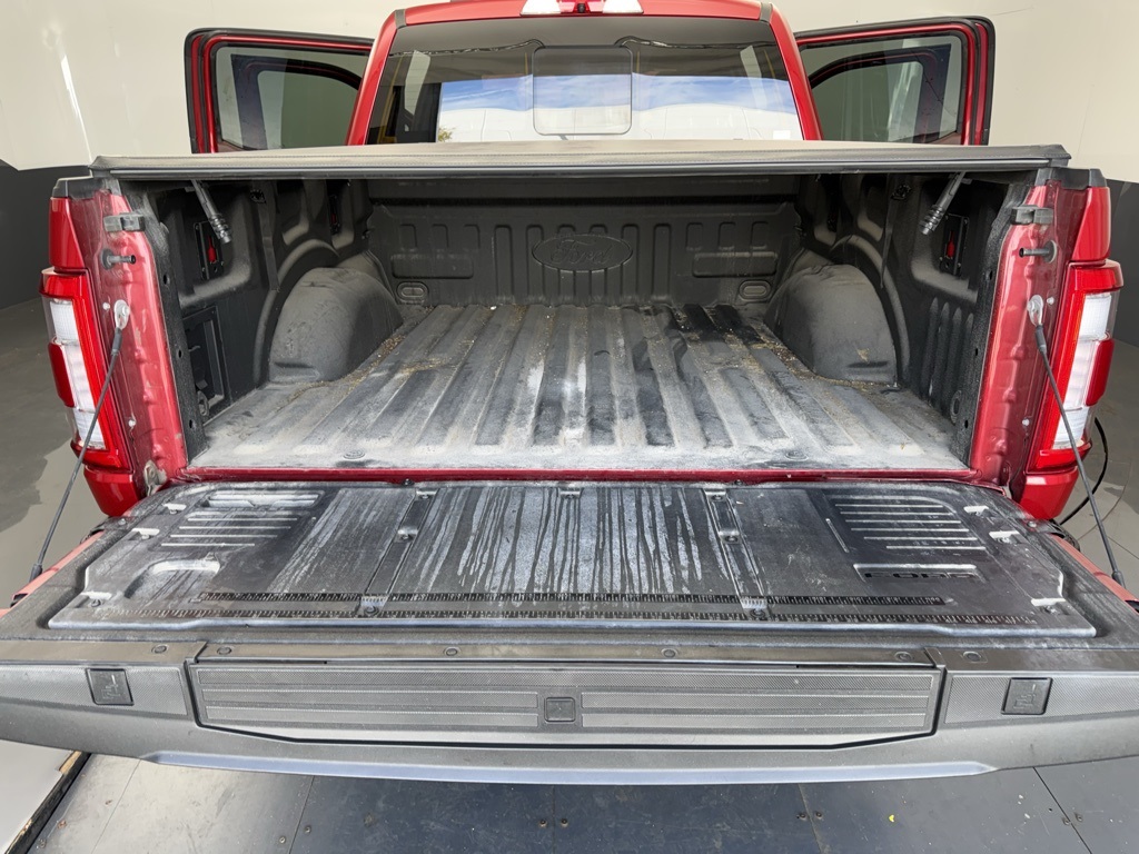 2023 Ford F-150 Lariat photo 14