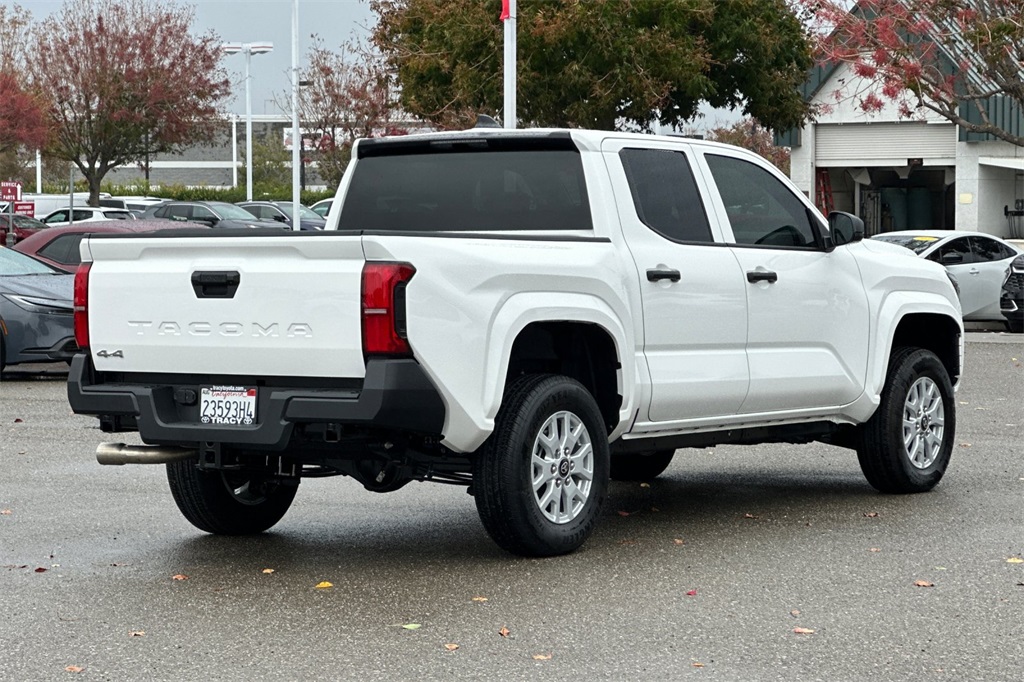 2025 Toyota Tacoma SR 4x4 Double Cab photo 4