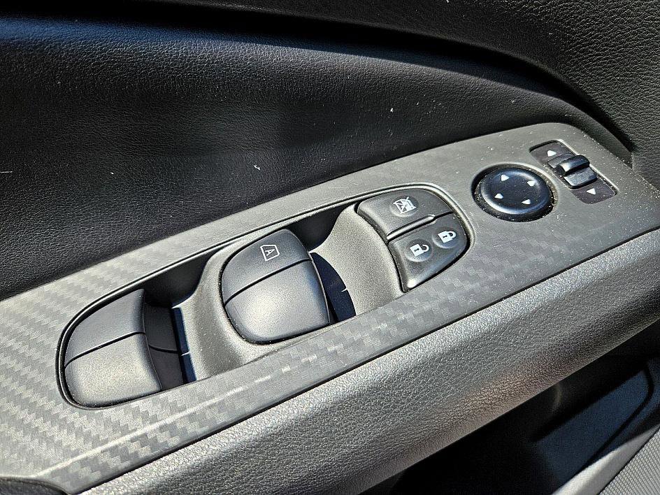 2024 Nissan Altima 2.5 SV photo 30