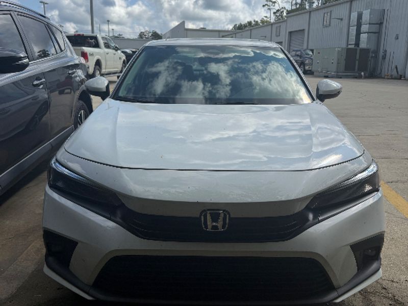 2024 Honda Civic Touring photo 2