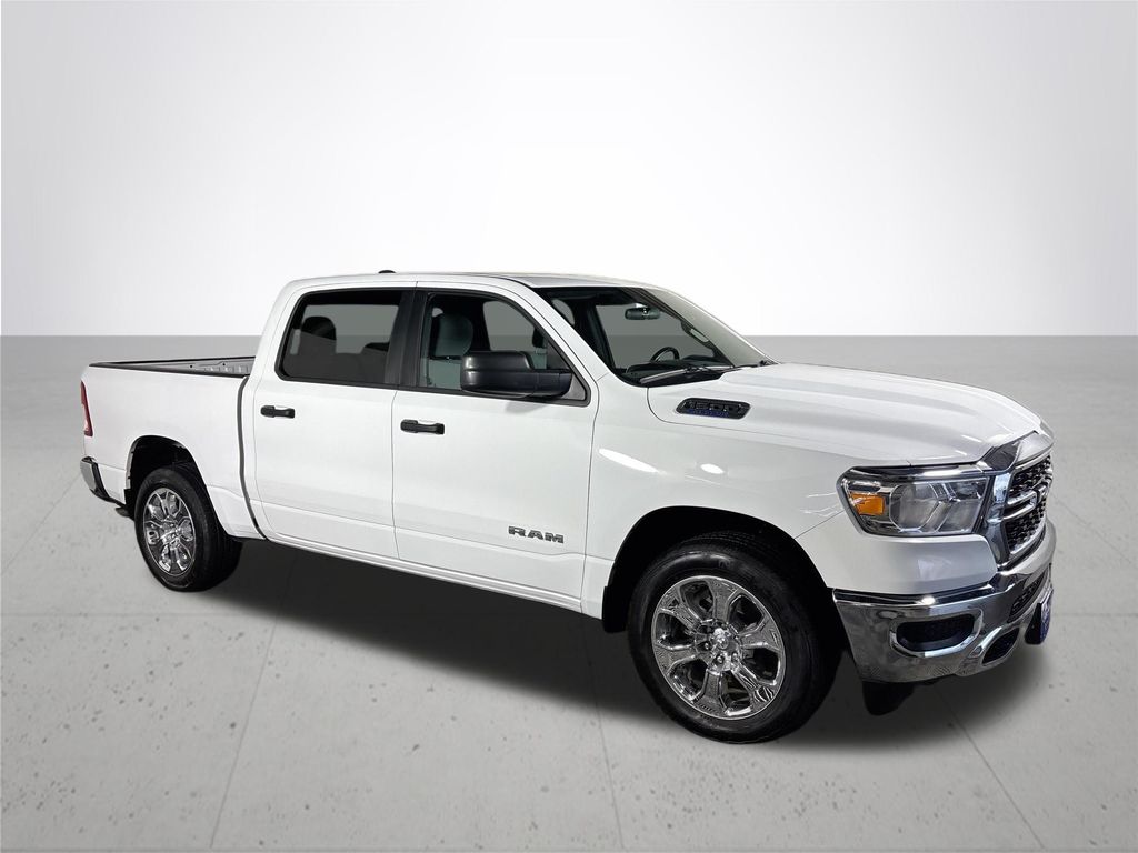 2024 Ram 1500 Big Horn Lone Star photo 3