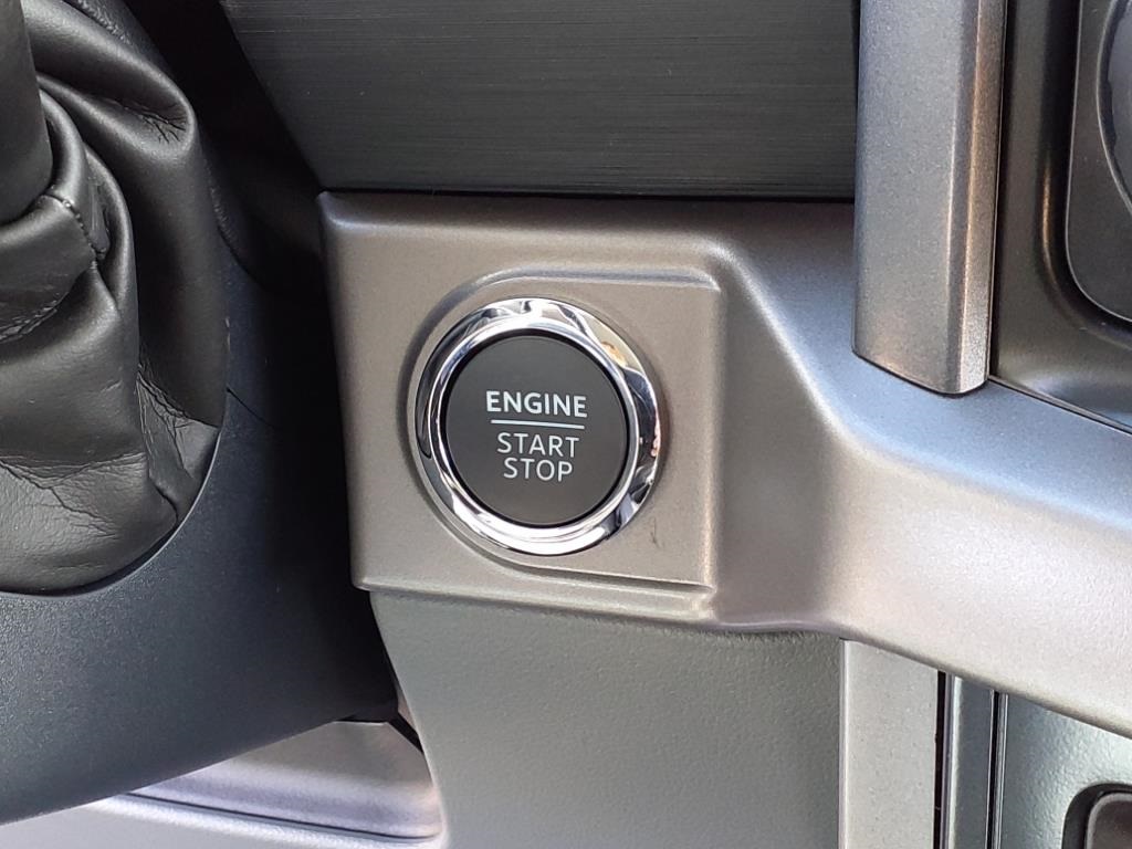 New 2024 Carbonized Gray Metallic Ford XLT image 18