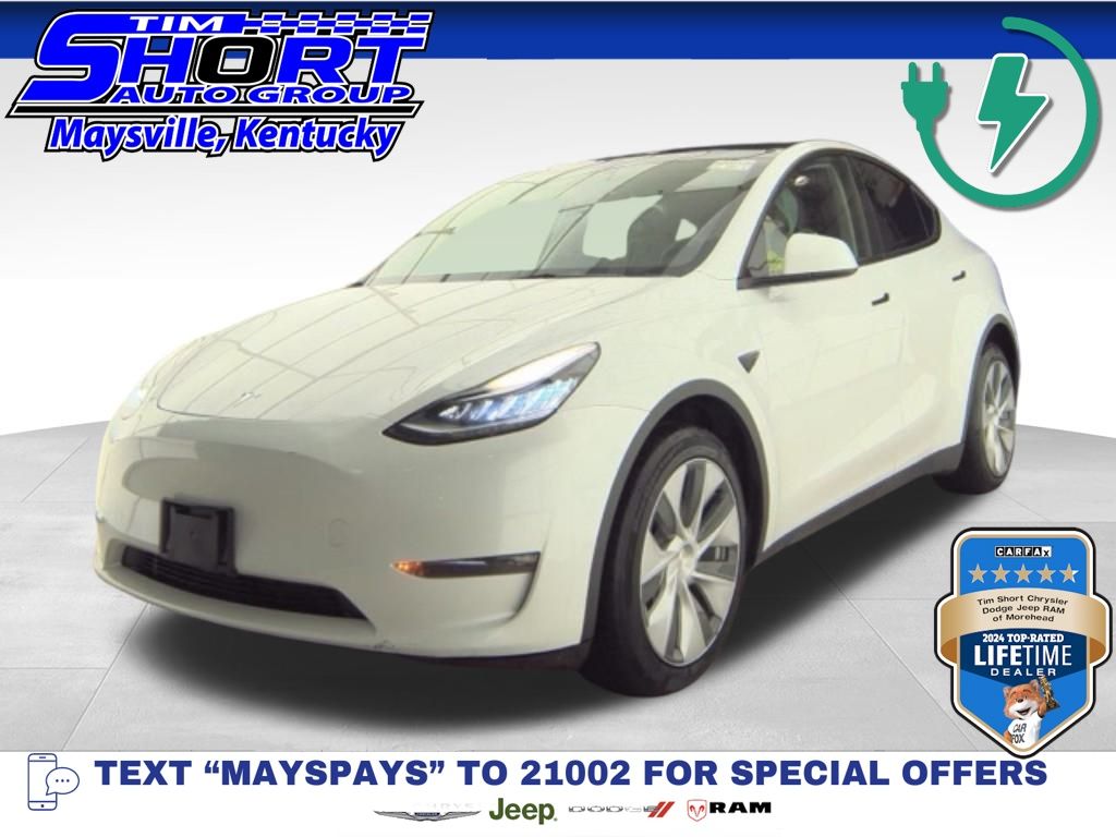 2023 Tesla Model Y Long Range's photo