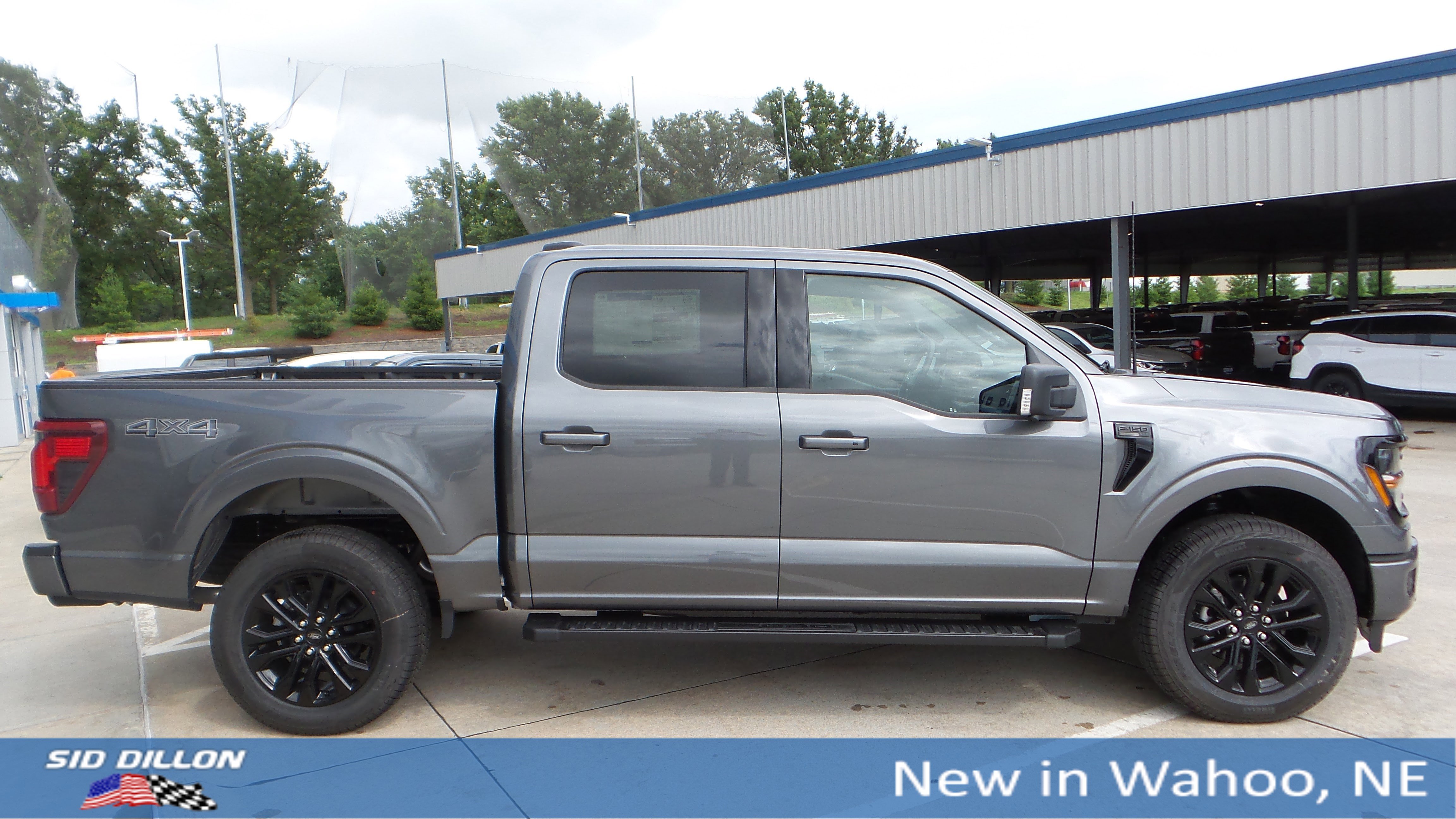 2025 Ford F-150 XLT photo 4