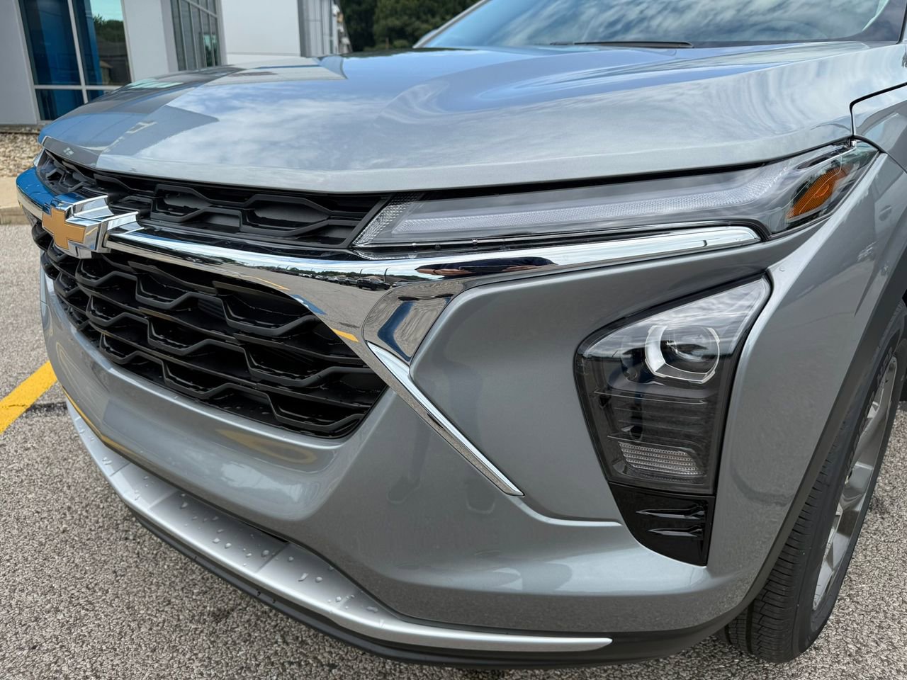 2025 Chevrolet Trax LT photo 30