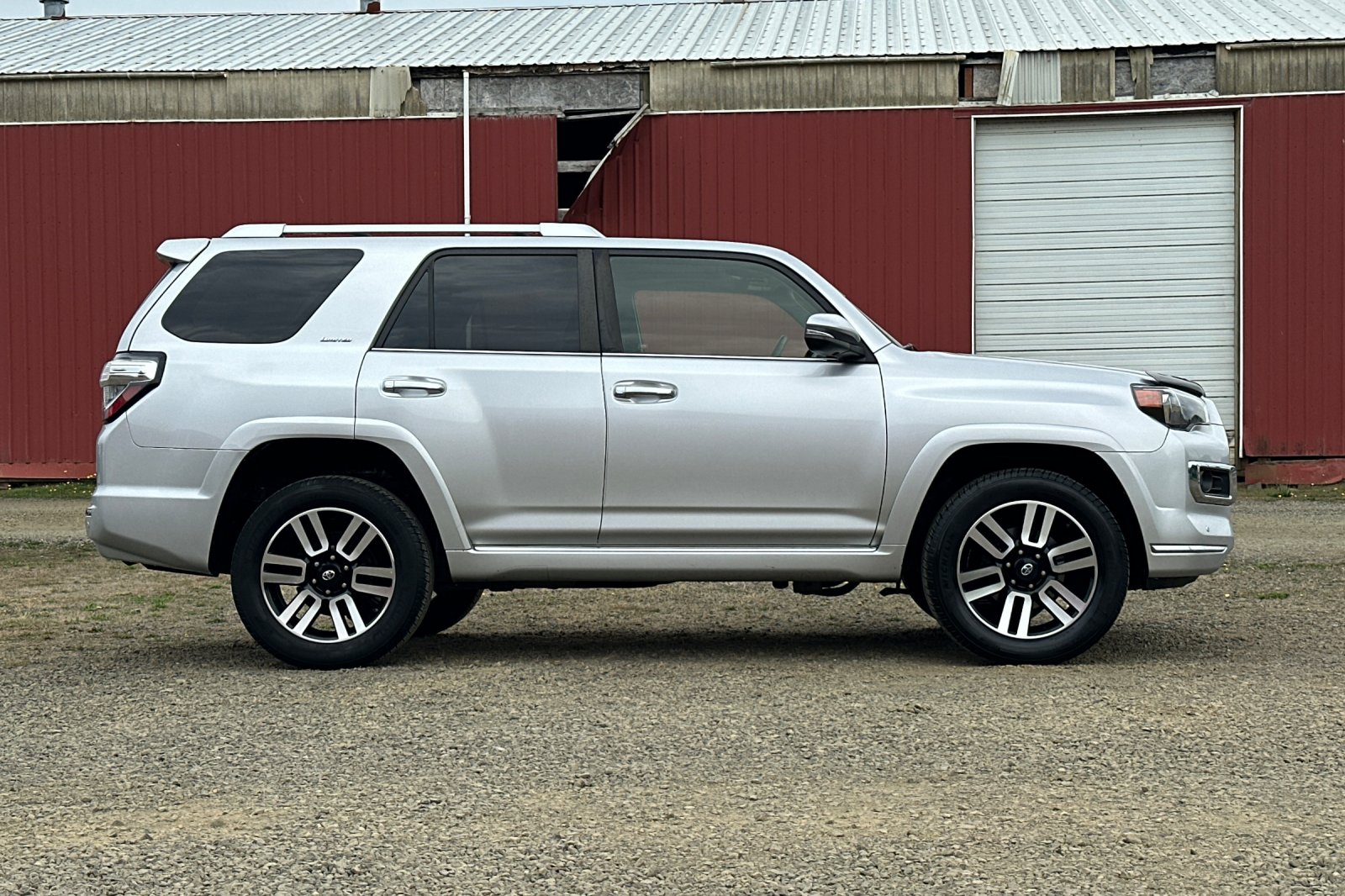 2019 Toyota 4Runner SR5 Premium Limited TRD Pro photo 2
