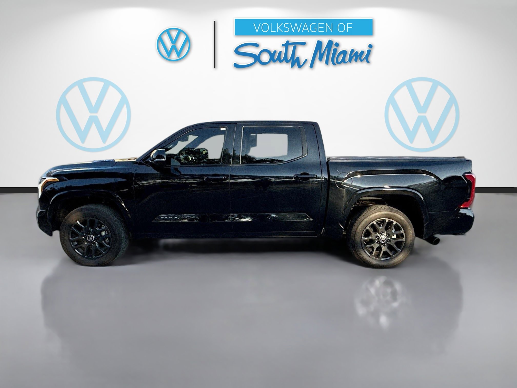 2024 Toyota Tundra Platinum photo 4