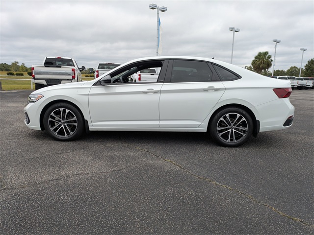 2024 Volkswagen Jetta 1.5T Sport photo 6