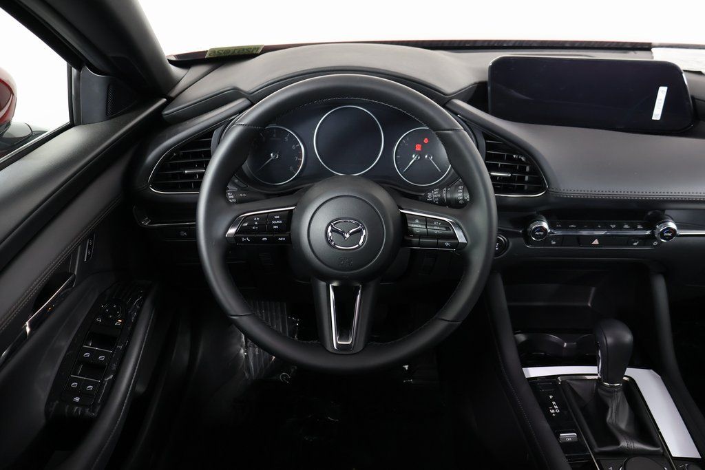 2025 Mazda Mazda3 Hatchback 2.5 s Preferred photo 3