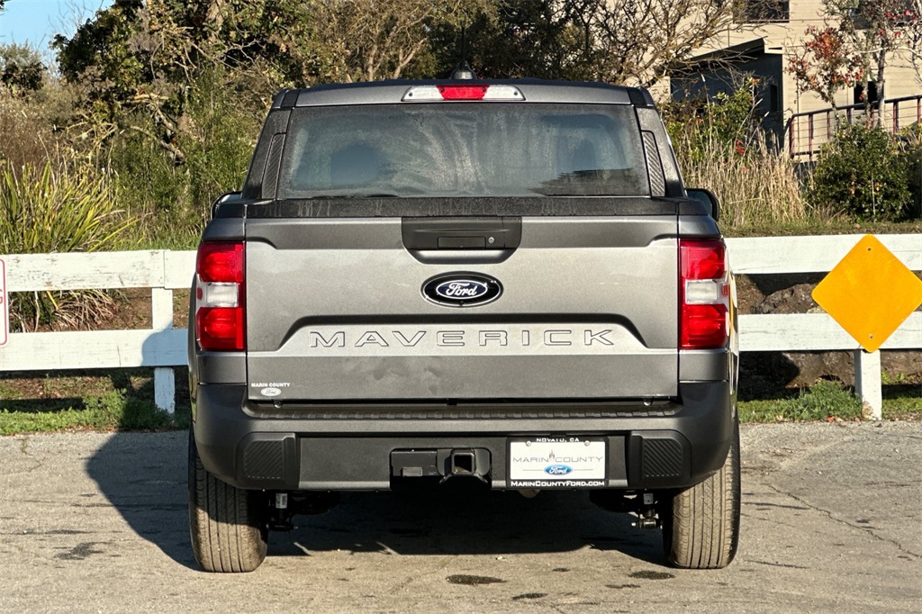 2025 Ford Maverick XLT photo 3