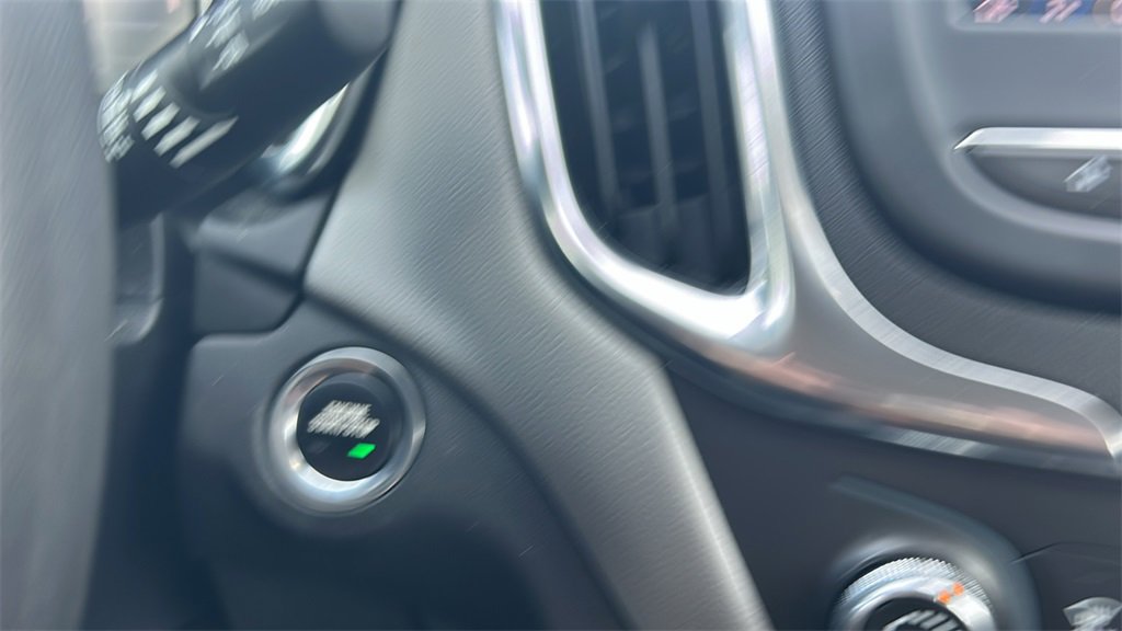 2022 Chevrolet Equinox LS photo 23