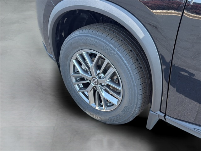 2026 Nissan Rogue S photo 13
