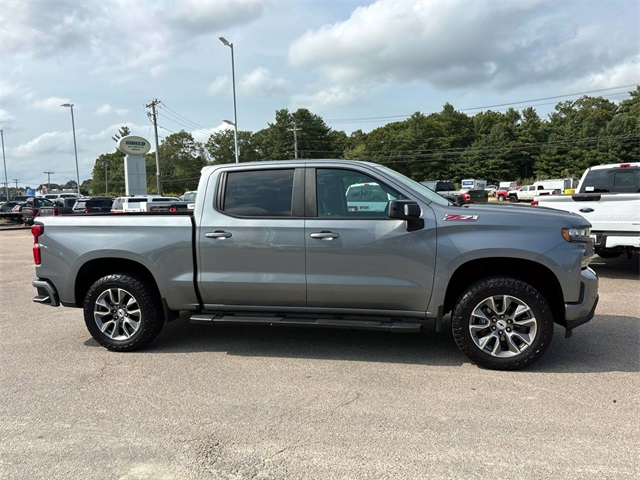 2019 Chevrolet Silverado 1500 RST photo 2