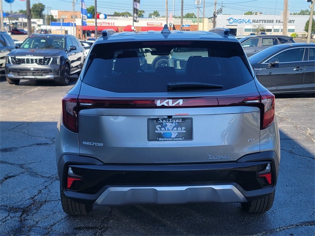 2026 Kia Seltos EX photo 3