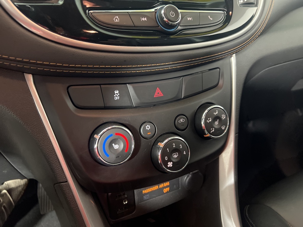 2022 Chevrolet Trax LT photo 18