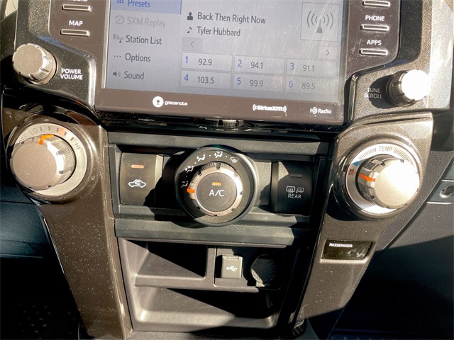 2024 Toyota 4Runner TRD Off-Road photo 10