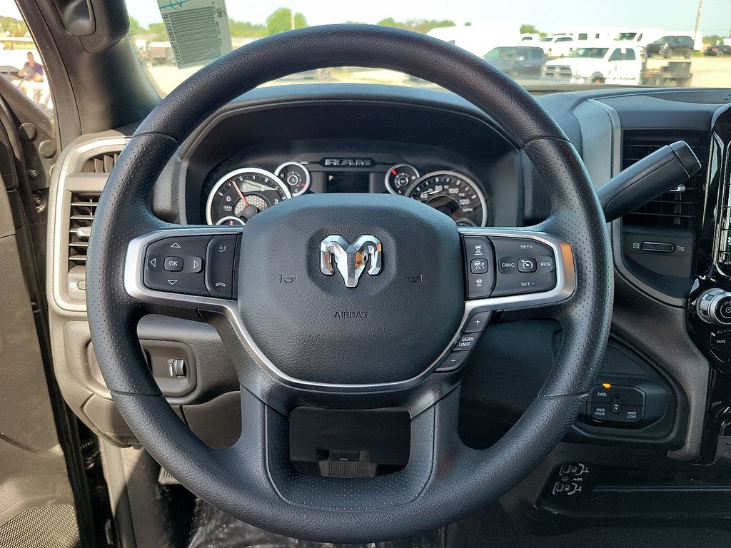 2025 Ram 3500 Tradesman photo 19