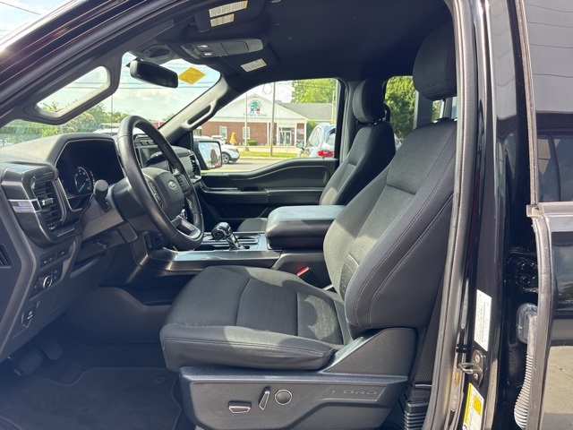 2021 Ford F-150 XLT photo 12