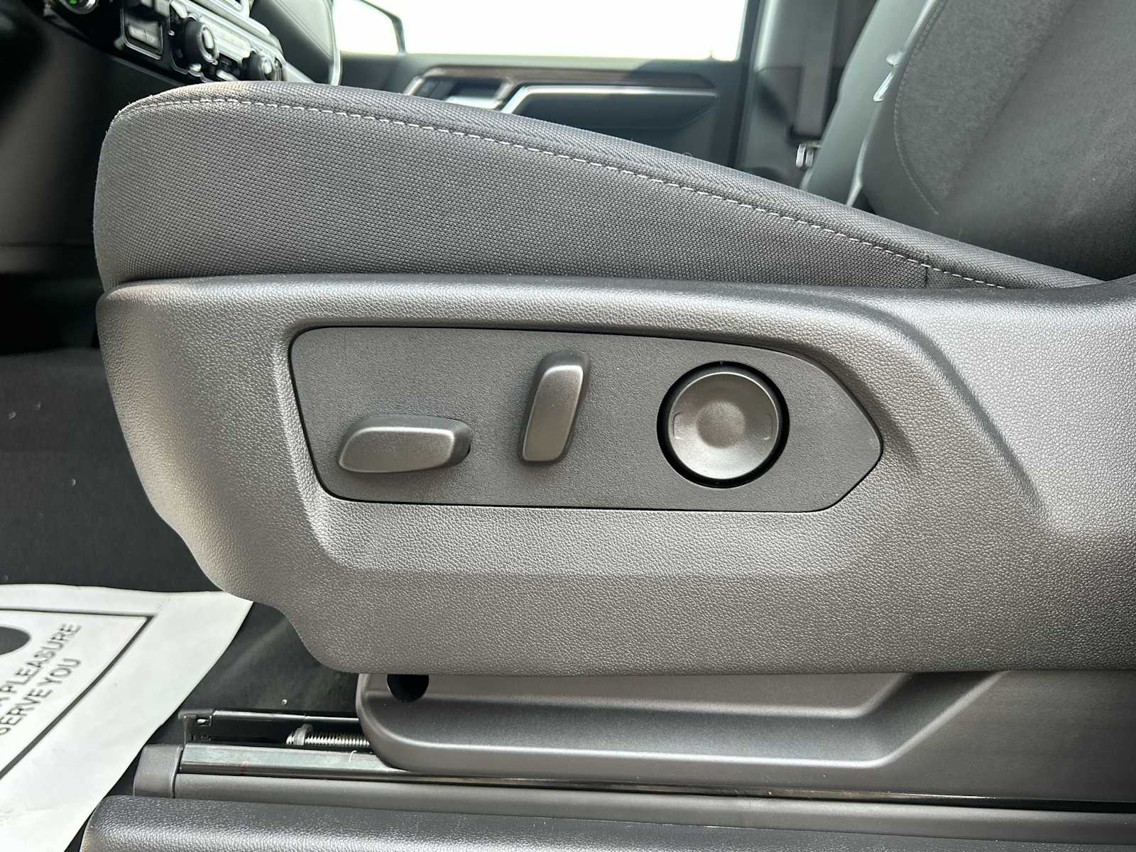 2026 Chevrolet Silverado 1500 LT photo 12
