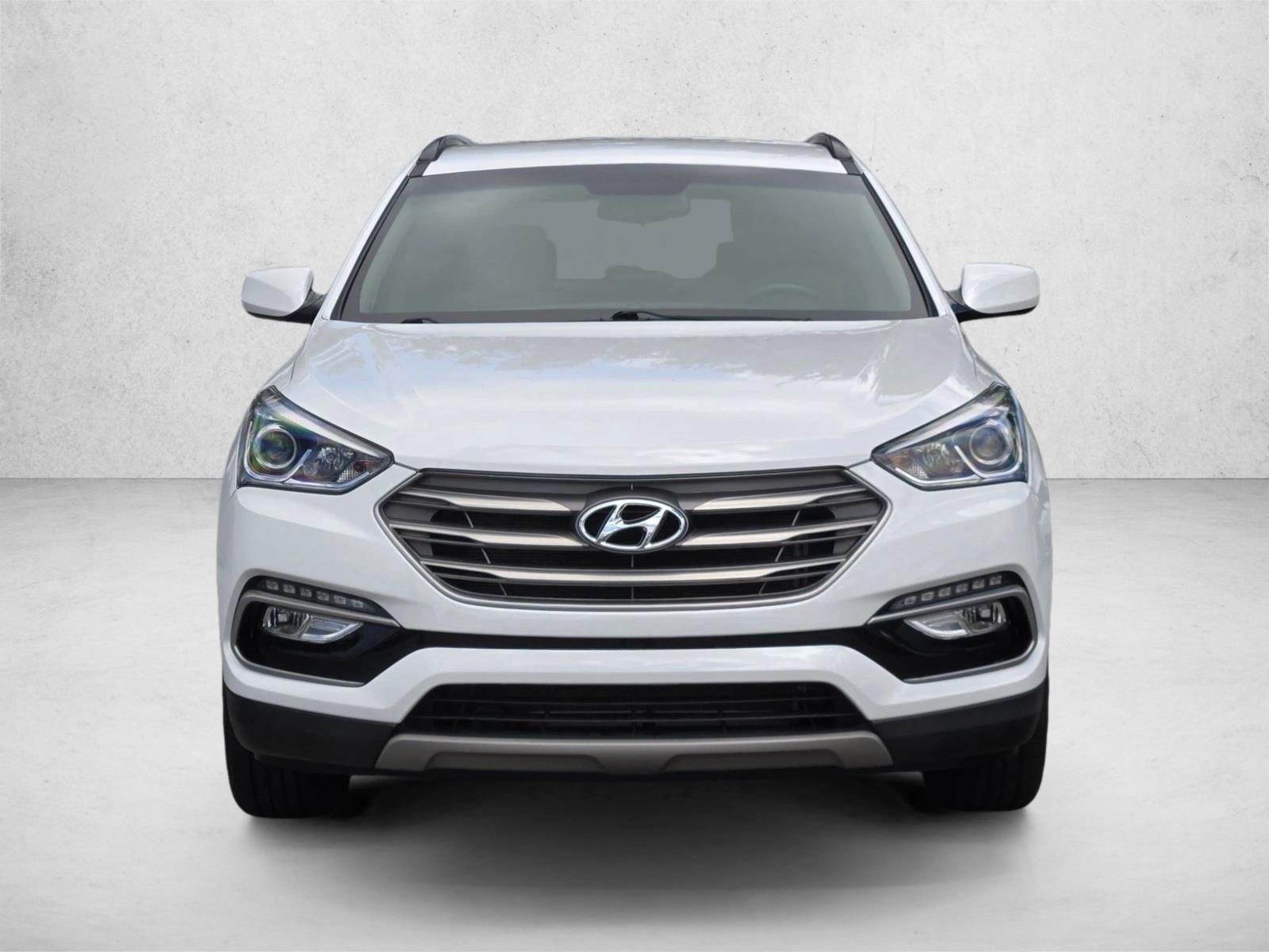 2017 Hyundai Santa Fe Sport photo 2