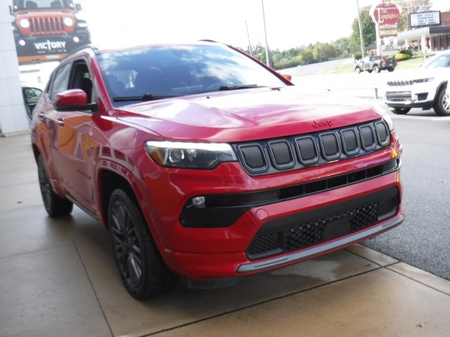 2022 Jeep Compass Limited photo 6