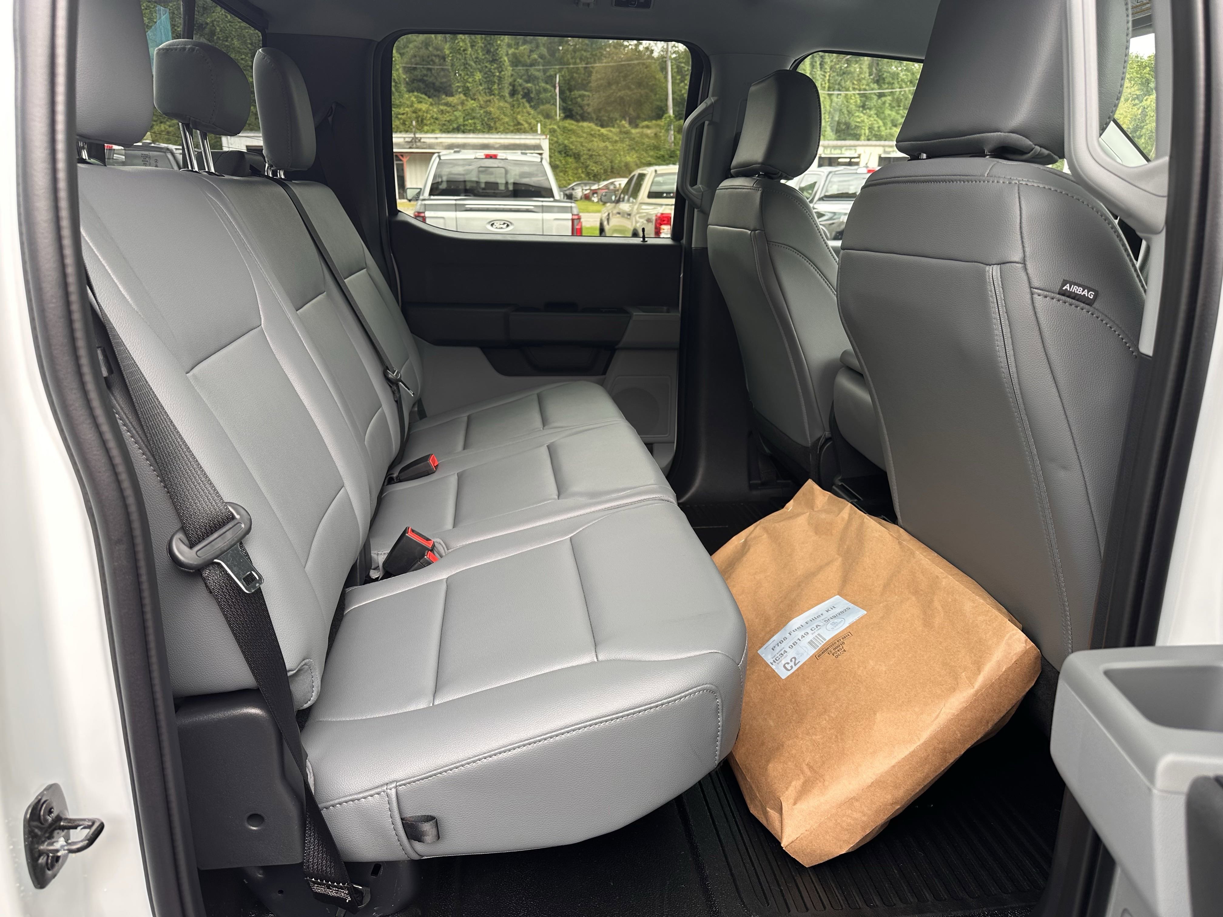2025 Ford F-550 XL photo 5