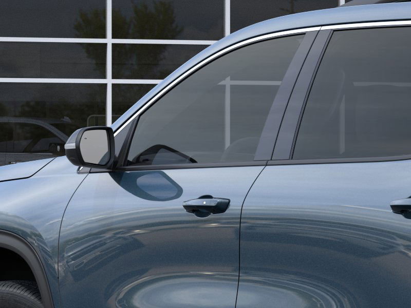 2025 Chevrolet Traverse photo 8